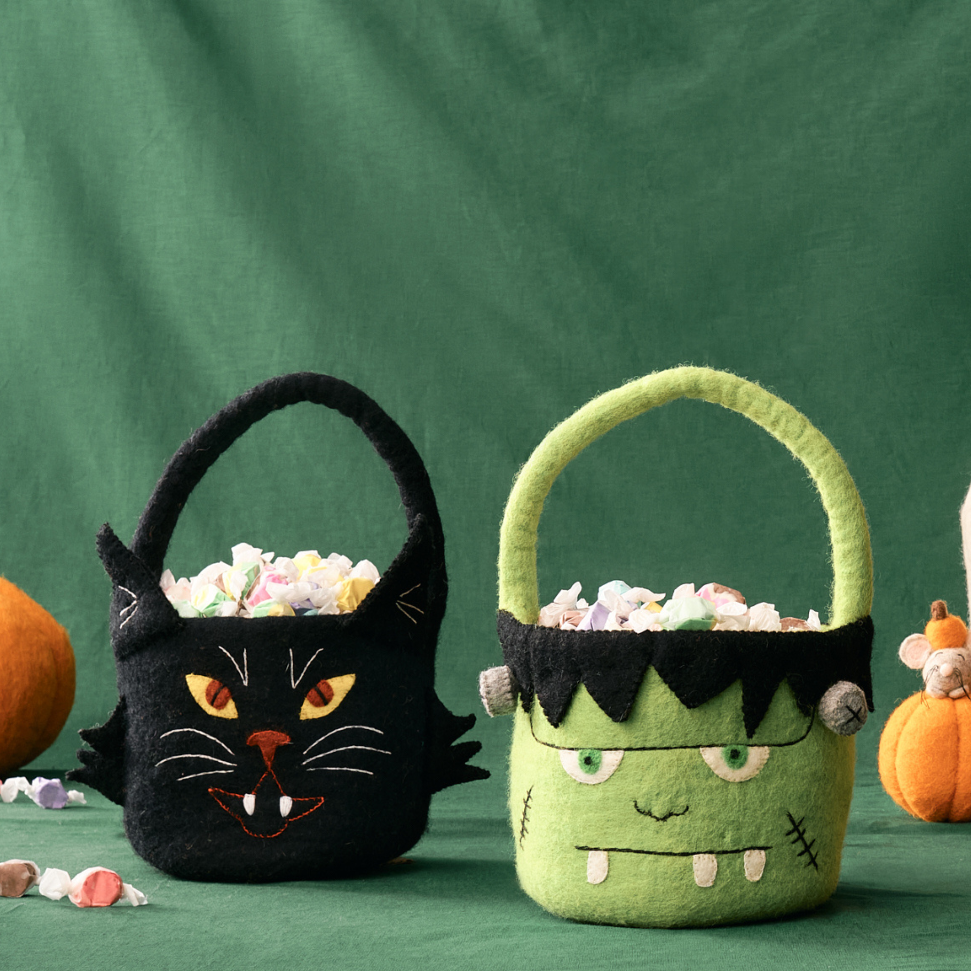Black Cat Halloween Bucket