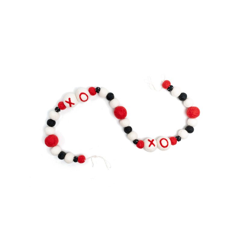Felt XO Garland